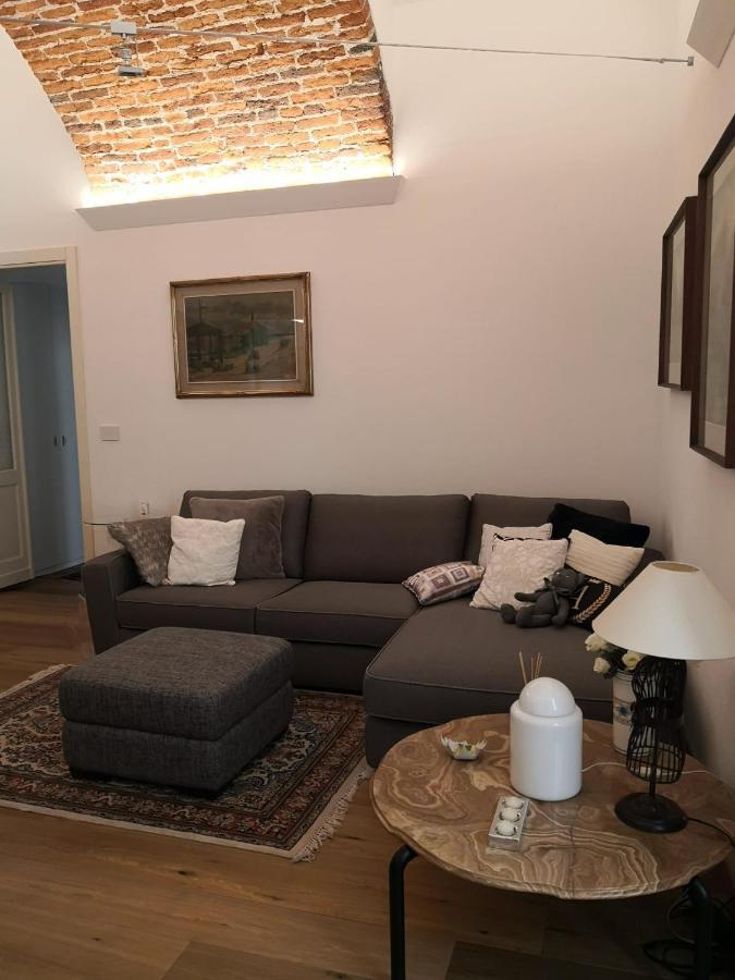Casa Del Conte Massimiliano Roero Apartment Cuneo Luaran gambar