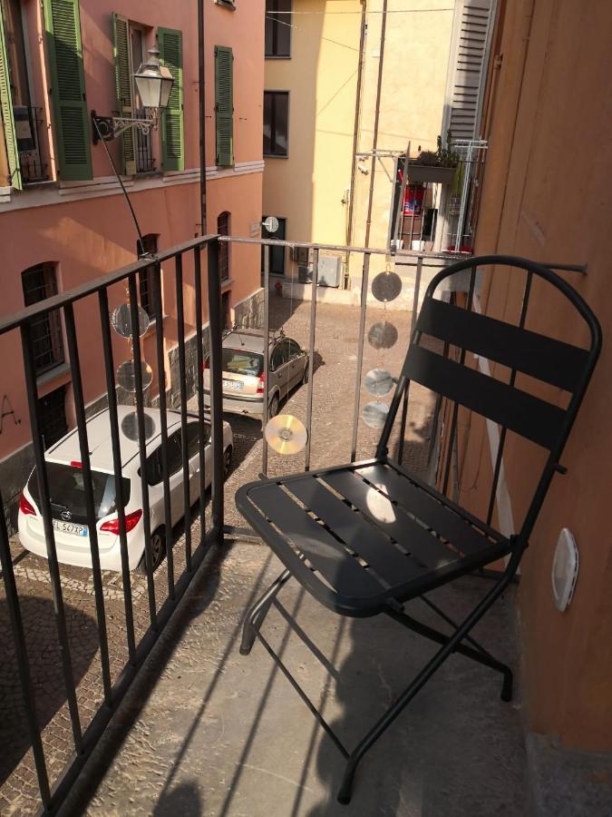 Casa Del Conte Massimiliano Roero Apartment Cuneo Luaran gambar