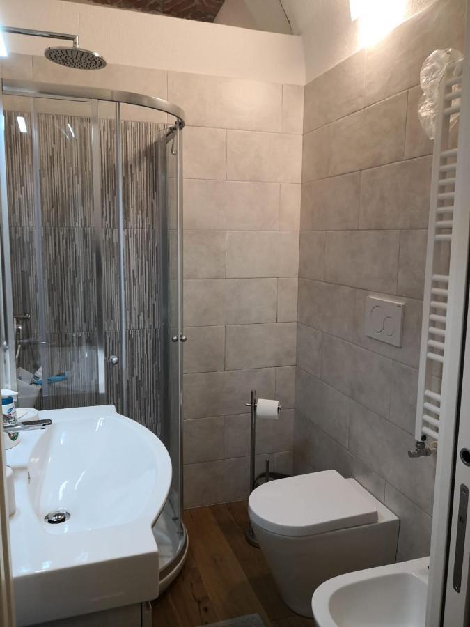 Casa Del Conte Massimiliano Roero Apartment Cuneo Luaran gambar